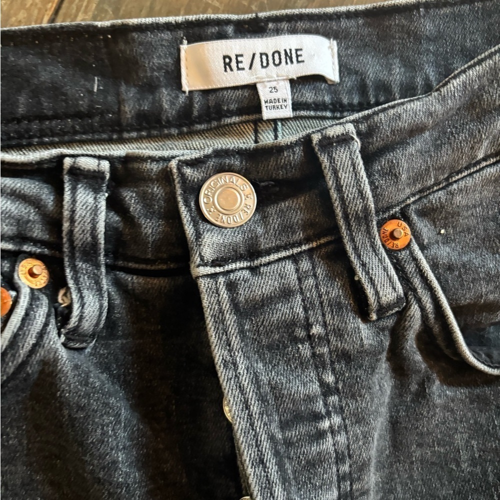 RE DONE Charcoal button fly jeans size 25 casual chic minimalist - Picture 3 of 4